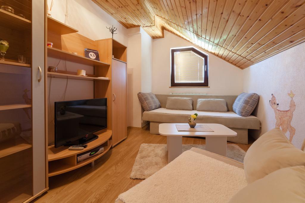 Apartment Luketic Slunj Eksteriør billede